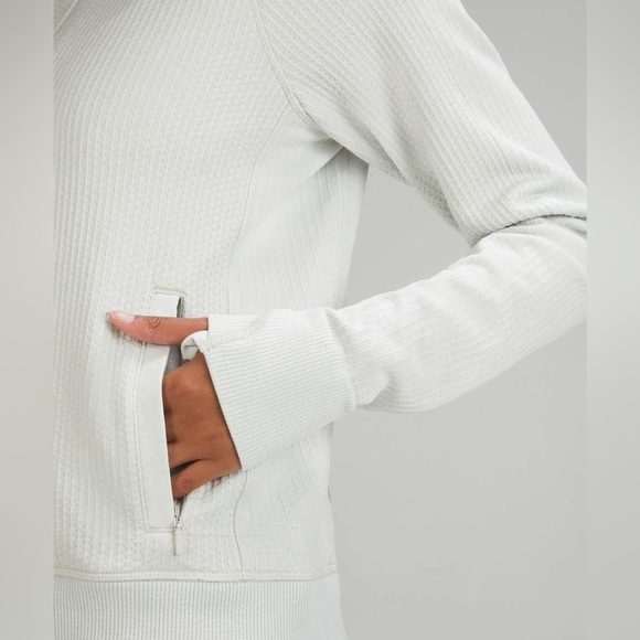 NWT Lululemon Engineered Warmth Half-Zip Long Sleeve Pullover in Vapor/White -8 - Picture 3 of 13